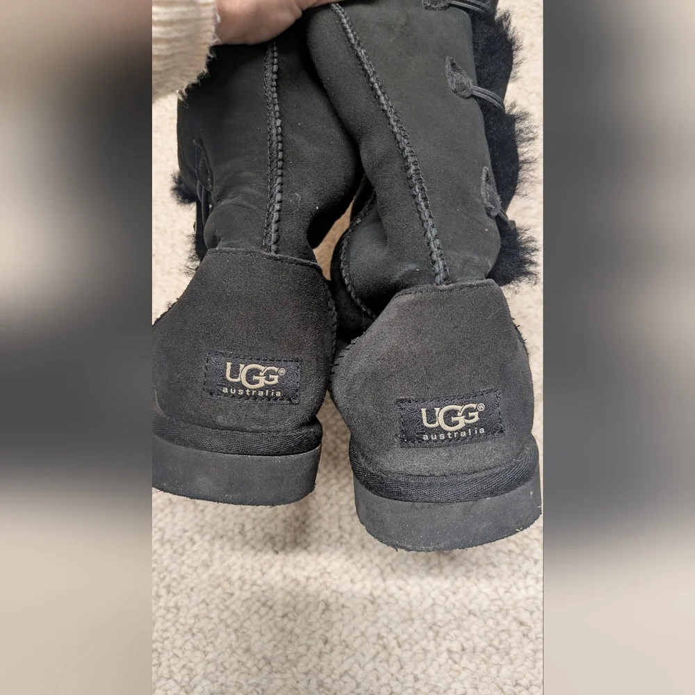 UGG warm stylish